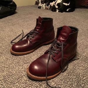 Red Wing Beckman Round 9.5 D Black Cherry